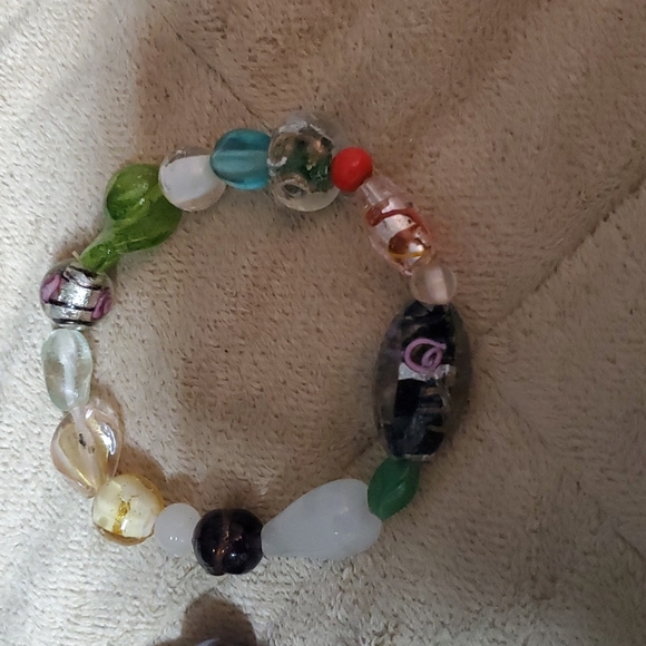 ***2 bracelets - Picture 3 of 3